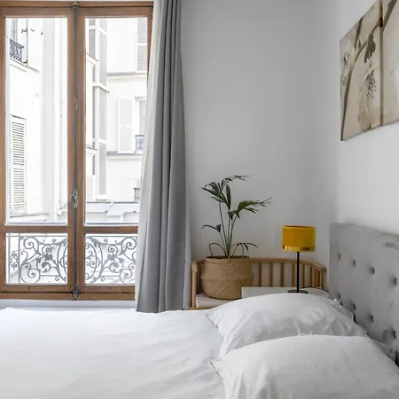 Apartment Veeve - Porcelain Pelouse