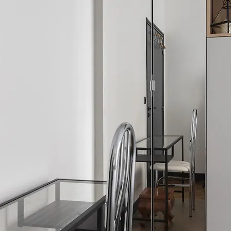 Veeve - Porcelain Pelouse Apartman